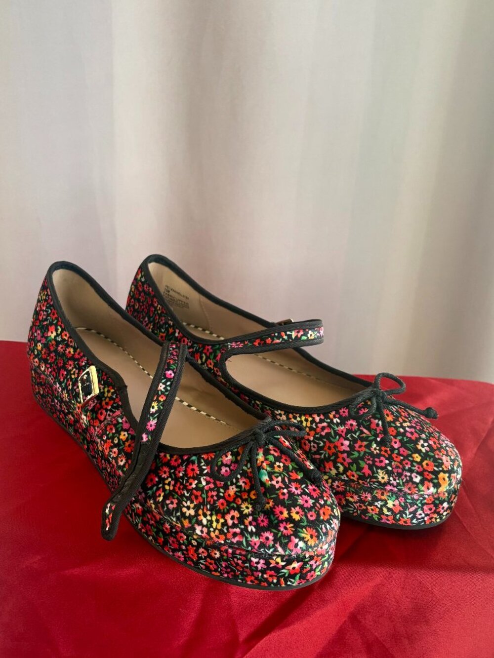 Betsey Johnson Hellena Ditsy Floral Mary Jane Platform Flatform Flats Size 13M
